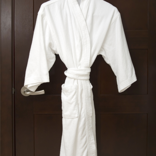 iStock_Kimono Bademantel 20082009.jpg