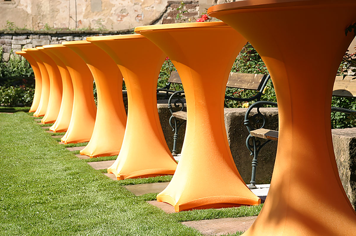stehtischhussen-orange-b2b.jpg